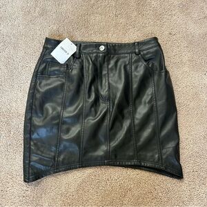 Forever 21 Black Faux Leather Paneled Mini Skirt